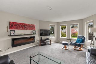 Photo 9: 4266 Panorama Pl in Saanich: SE Lake Hill House for sale (Saanich East)  : MLS®# 902102