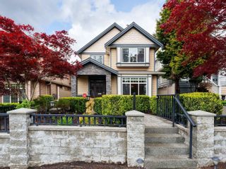 Photo 1: 314 W 26TH Street in North Vancouver: Upper Lonsdale House for sale : MLS®# R2876826