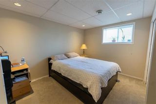 Photo 22: 71 Braswell Bay in Winnipeg: Royalwood Residential for sale (2J)  : MLS®# 202110716
