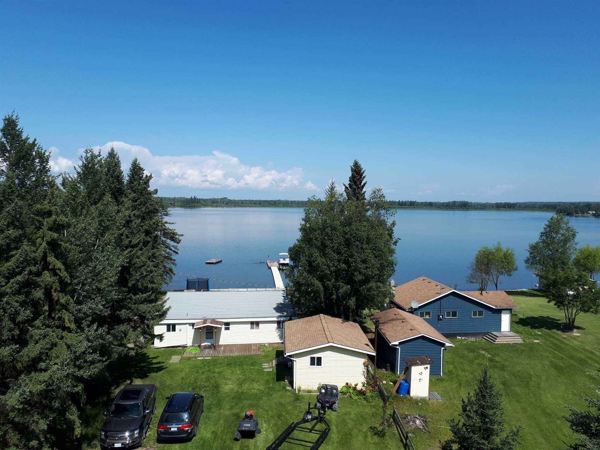 Main Photo: 4090 GILL Place in Prince George: Cluculz Lake House for sale (PG Rural West (Zone 77))  : MLS®# R2600044