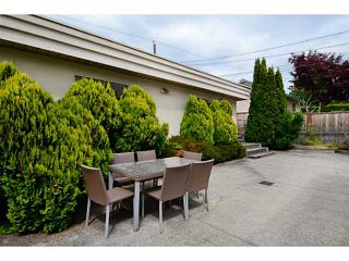 Photo 4: 2215 W 23RD Avenue in Vancouver: Arbutus House for sale (Vancouver West)  : MLS®# V1077262