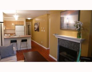 Photo 4: 313 3278 HEATHER Street in Vancouver: Cambie Condo for sale in "THE HEATHERSTONE" (Vancouver West)  : MLS®# V714696