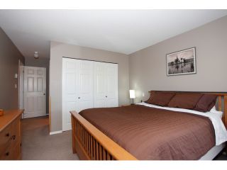 Photo 21: 215 19835 64TH Avenue in Langley: Willoughby Heights Condo for sale in "Willowbrook Gate" : MLS®# F1429929