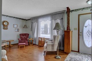 Photo 10: 98 Dunsmore Drive in Regina: Walsh Acres Residential for sale : MLS®# SK877834