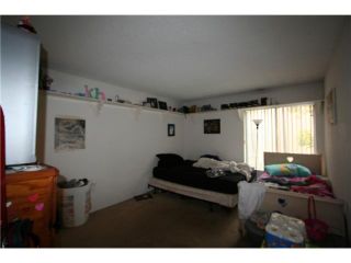 Photo 11: PACIFIC BEACH Condo for sale : 2 bedrooms : 1775 Diamond Street #220