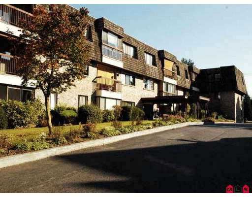 Main Photo: 108 32175 OLD YALE RD in Abbotsford: Abbotsford West Condo for sale in "FIR VILLA" : MLS®# F2620708