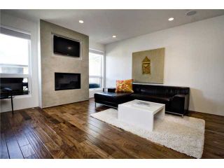 Photo 12: 2048 47 Avenue SW in CALGARY: Altadore River Park Residential Attached for sale (Calgary)  : MLS®# C3529079