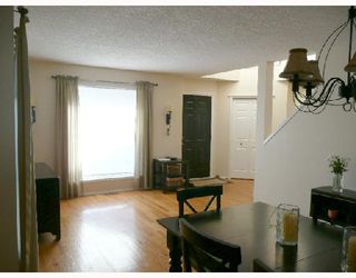 Photo 5:  in CALGARY: Douglasdale Estates Residential Detached Single Family for sale (Calgary)  : MLS®# C3300204