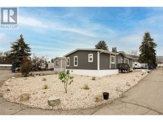 Photo 3: 715 Beaver Lake Road Unit# 37 in Kelowna: House for sale : MLS®# 10305035