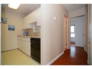 Photo 6: 403 4950 MCGEER STREET in Vancouver: Collingwood VE Condo for sale (Vancouver East)  : MLS®# V1142563