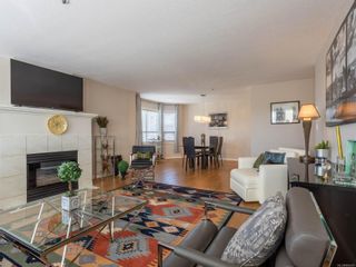 Photo 10: 305 9711 Fifth St in Sidney: Si Sidney South-East Condo for sale : MLS®# 896307