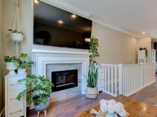 Photo 3: 110 3439 Ambrosia Cres in Langford: La Happy Valley Row/Townhouse for sale : MLS®# 878373