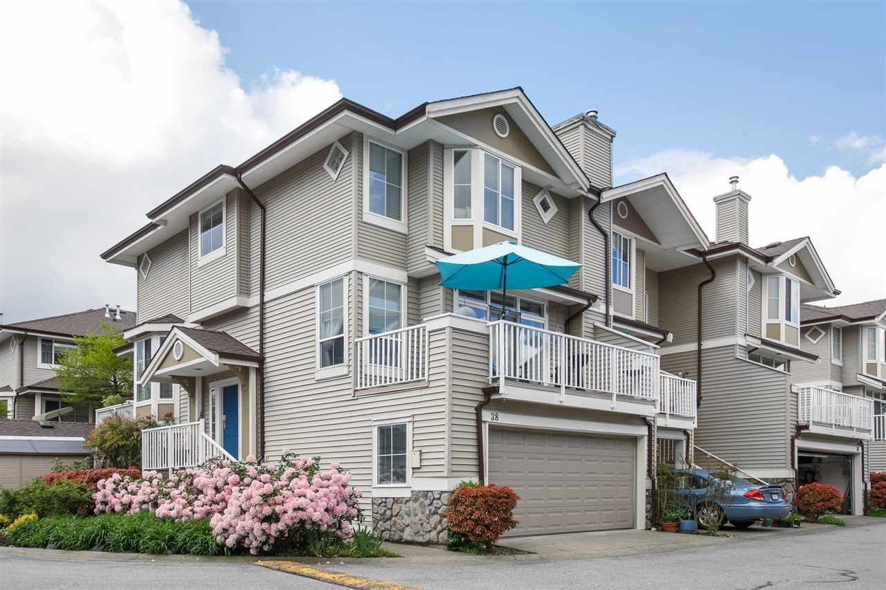 Main Photo: 38 6950 120 Street in Surrey: West Newton Townhouse for sale in "COUGAR CREEK" : MLS®# R2171095