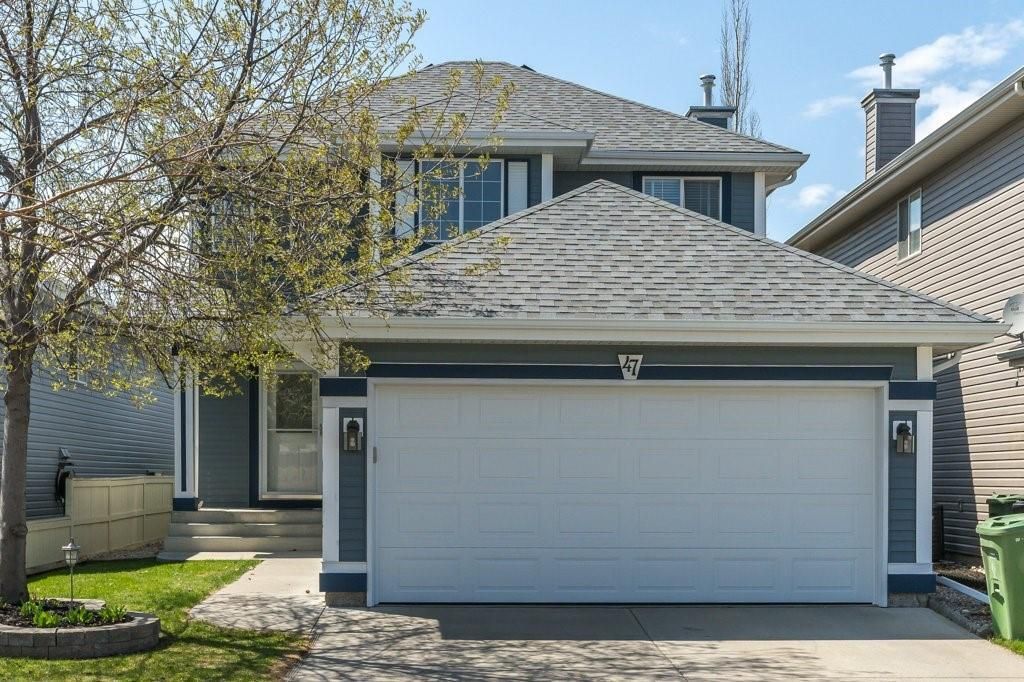Main Photo: 47 BRIDLEPOST Green SW in Calgary: Bridlewood Detached for sale : MLS®# C4296082