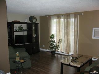 Photo 3: 35 Wynford Drive in WINNIPEG: Transcona Apartment for sale (North East Winnipeg)  : MLS®# 1412798