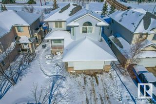 Photo 6: 387 HEATH Road in Edmonton: Zone 14 House for sale : MLS®# E4375903