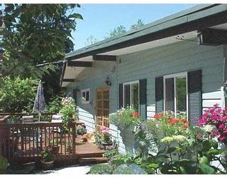Photo 1: 8184 FRANCES AV in Halfmoon Bay: Halfmn Bay Secret Cv Redroofs House for sale in "WELCOME WOODS" (Sunshine Coast)  : MLS®# V543121