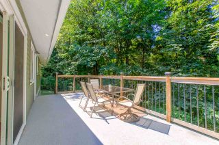 Photo 10: 1030 GATENSBURY Road in Port Moody: Port Moody Centre House for sale : MLS®# R2394825