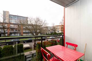 Photo 9: 201 659 E 8 Avenue in Vancouver: Mount Pleasant VE Condo for sale in "THE RIDGEMONT" (Vancouver East)  : MLS®# R2329365