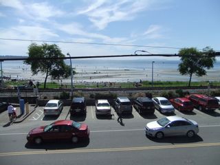 Photo 8: Ocean Front restaurant / office in White Rock in Kamloops in White Rock: Business with Property for sale