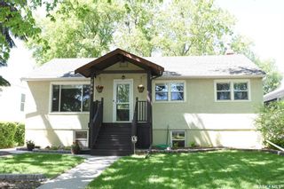 Photo 1: 2866 Athol Street in Regina: Lakeview RG Residential for sale : MLS®# SK812877