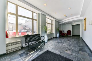 Photo 3: 1005 121 W 15TH Street in North Vancouver: Central Lonsdale Condo for sale in "ALEGRIA" : MLS®# R2242657