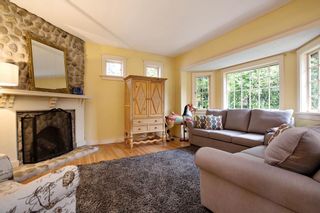 Photo 3: 1201 DORAN Road in North Vancouver: Lynn Valley House for sale : MLS®# R2309132