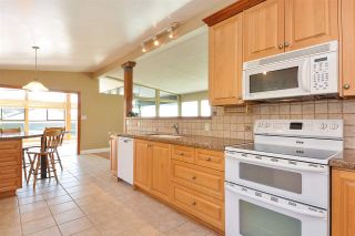 Photo 6: 14233 MAGDALEN Avenue: White Rock House for sale in "West White Rock" (South Surrey White Rock)  : MLS®# R2262291