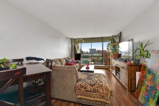 Photo 9: 216 9805 Second St in Sidney: Si Sidney North-East Condo for sale : MLS®# 963003