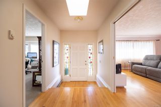 Photo 6: 4798 Amblewood Dr in Saanich: SE Broadmead House for sale (Saanich East)  : MLS®# 865533