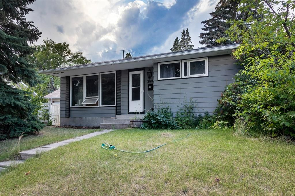 Main Photo: 2808 Lionel Crescent SW in Calgary: Lakeview Detached for sale : MLS®# A1251467