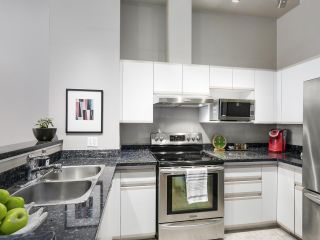Photo 4: 4 3586 RAINIER PLACE in Vancouver: Champlain Heights Townhouse for sale (Vancouver East)  : MLS®# R2150720