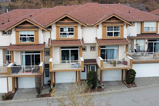 Photo 3: 75 35287 OLD YALE Road in Abbotsford: Abbotsford East Townhouse for sale in "The Falls" : MLS®# R2671287