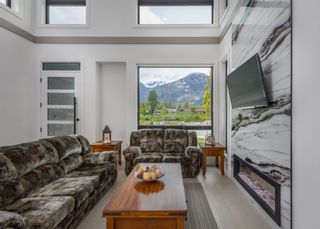Photo 11: 39160 WOODPECKER Place in Squamish: Brennan Center House for sale in "Ravenswood" : MLS®# R2698453