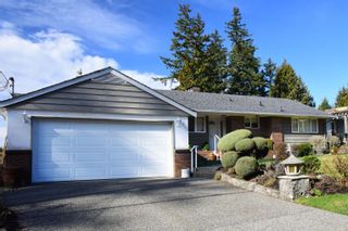 Photo 2: 1305 LENNOX Street in North Vancouver: Blueridge NV House for sale in "BLUERIDGE" : MLS®# R2759044