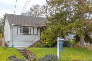 Photo 1: 2524 Vancouver St in Victoria: Vi Hillside House for sale : MLS®# 897787