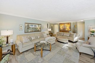 Photo 18: 34 108 Aldersmith Pl in View Royal: VR Glentana Row/Townhouse for sale : MLS®# 915697