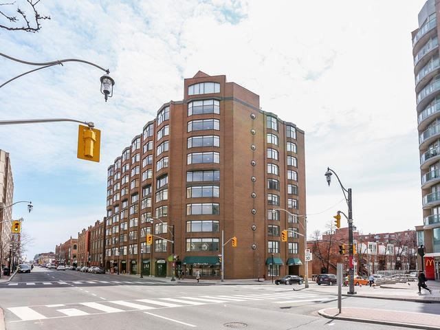 23 Sheppard Ave
