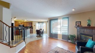 Photo 3: 52 Rockyledge Crescent NW in Calgary: Rocky Ridge Detached for sale : MLS®# A1183500