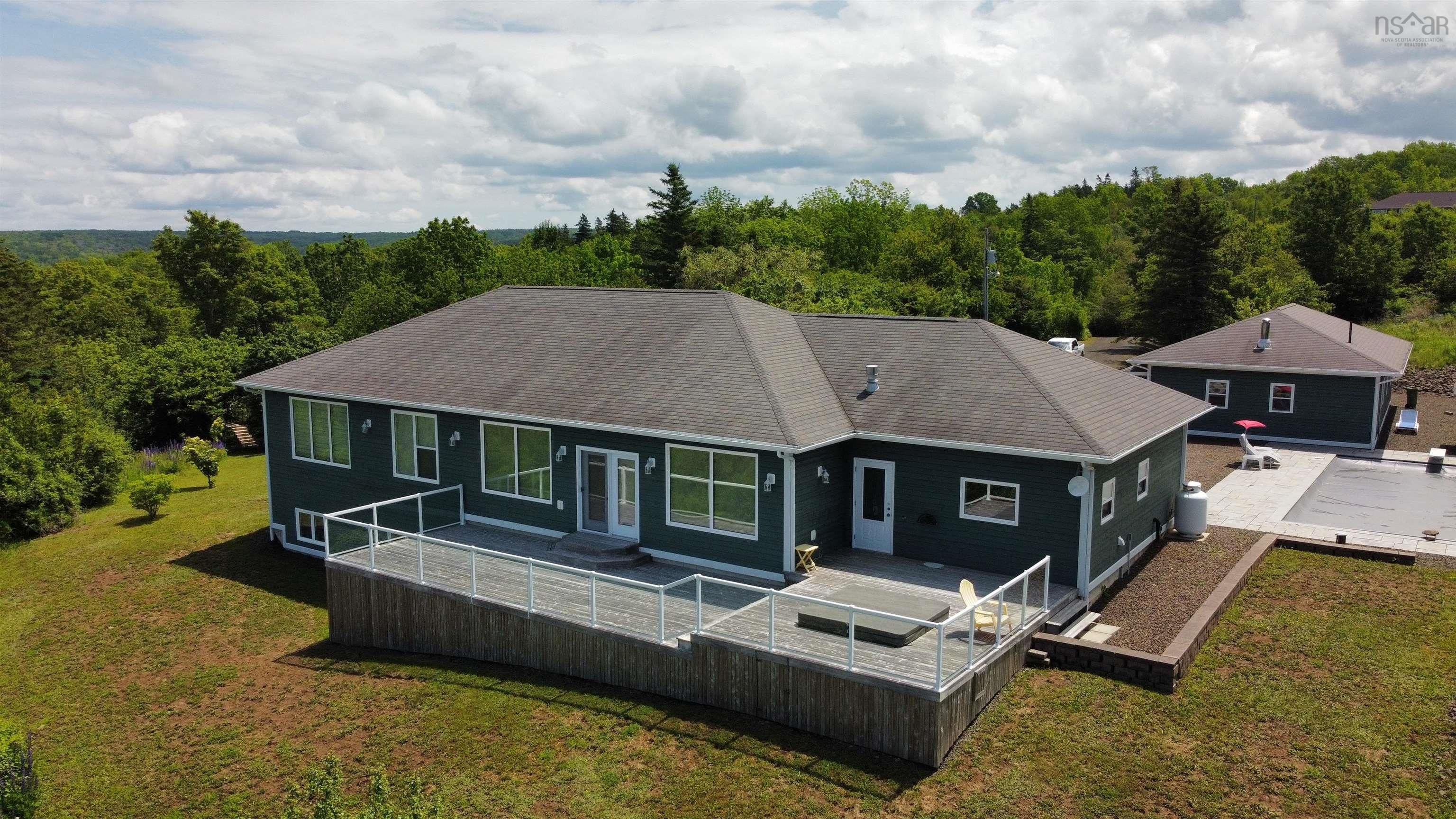 Main Photo: 10 Basin View Drive in Smiths Cove: Digby County Residential for sale (Annapolis Valley)  : MLS®# 202227030