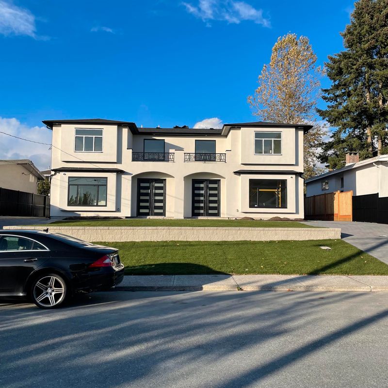 FEATURED LISTING: 6793 WINCH Street Burnaby