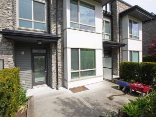Photo 1: 102 7418 BYRNEPARK WALK in Burnaby: South Slope Condo for sale (Burnaby South)  : MLS®# R2072902