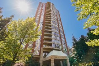 Photo 1: 1105 6888 STATION HILL Drive in Burnaby: South Slope Condo for sale (Burnaby South)  : MLS®# R2715261