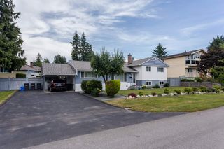 Photo 2: 10166 MARY Drive in Surrey: Cedar Hills House for sale in "St. Helens Park" (North Surrey)  : MLS®# R2078044