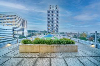 Photo 2: 1201 5665 BOUNDARY Road in Vancouver: Collingwood VE Condo for sale in "WALL CENTRE PARK SOUTH TOWER" (Vancouver East)  : MLS®# R2657821