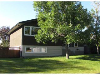 Photo 1: 53 FREDSON Drive SE in CALGARY: Fairview Residential Detached Single Family for sale (Calgary)  : MLS®# C3585072