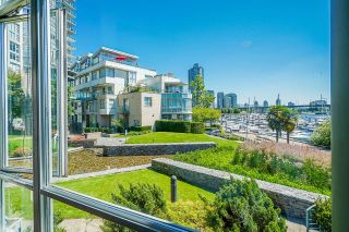 Photo 19: 112 1288 MARINASIDE Crescent in Vancouver: Yaletown Townhouse for sale in "Crestmark 1" (Vancouver West)  : MLS®# R2637522