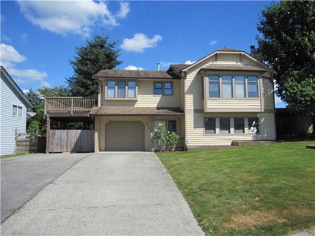 Main Photo: 22637 KENDRICK Loop in Maple Ridge: East Central House for sale : MLS®# V1079324