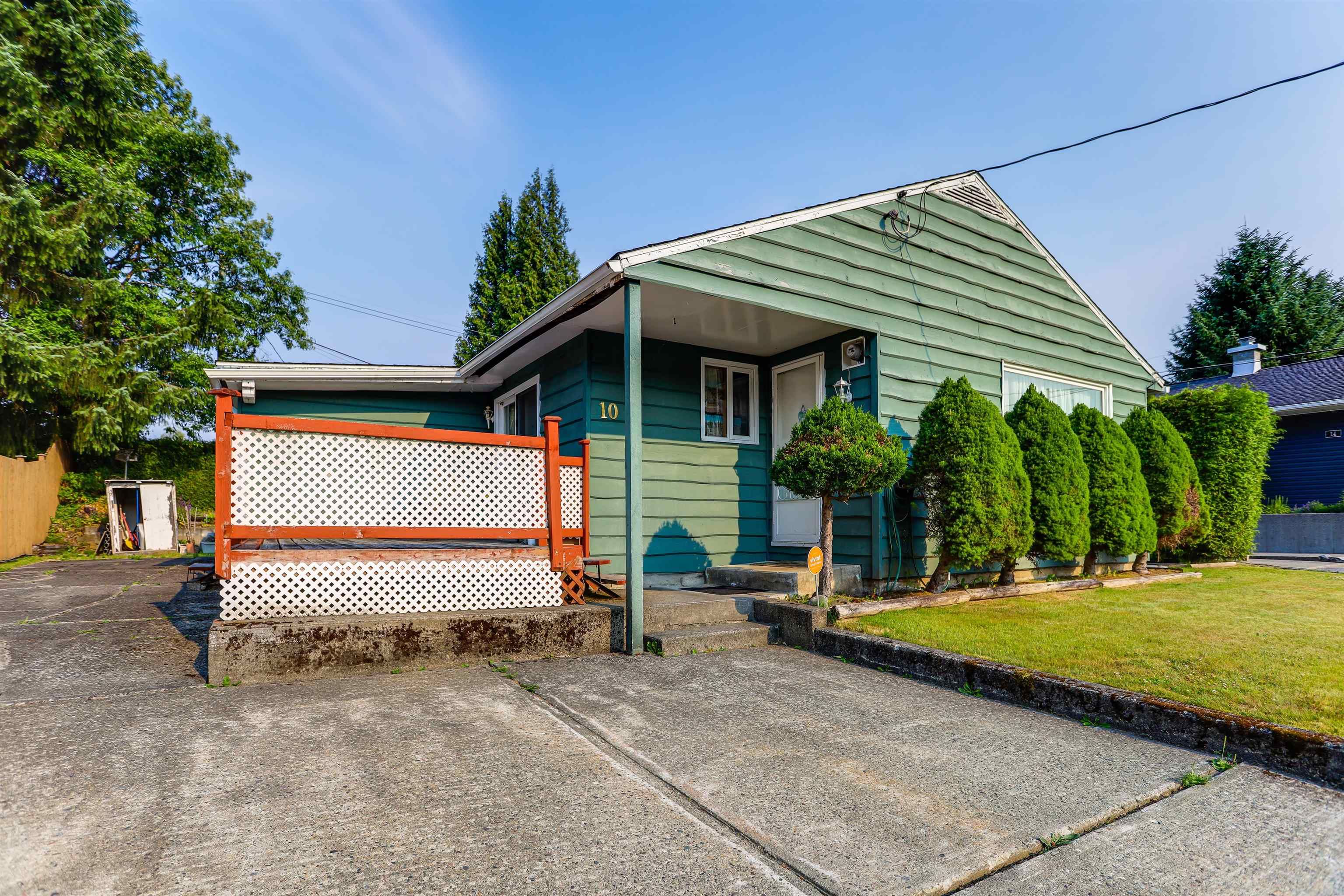 Main Photo: 10 BUNTING Street: Kitimat House for sale : MLS®# R2799329