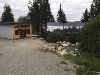 Photo 2: 167 PIKE Road in Gibsons: Gibsons & Area House for sale (Sunshine Coast)  : MLS®# R2380143